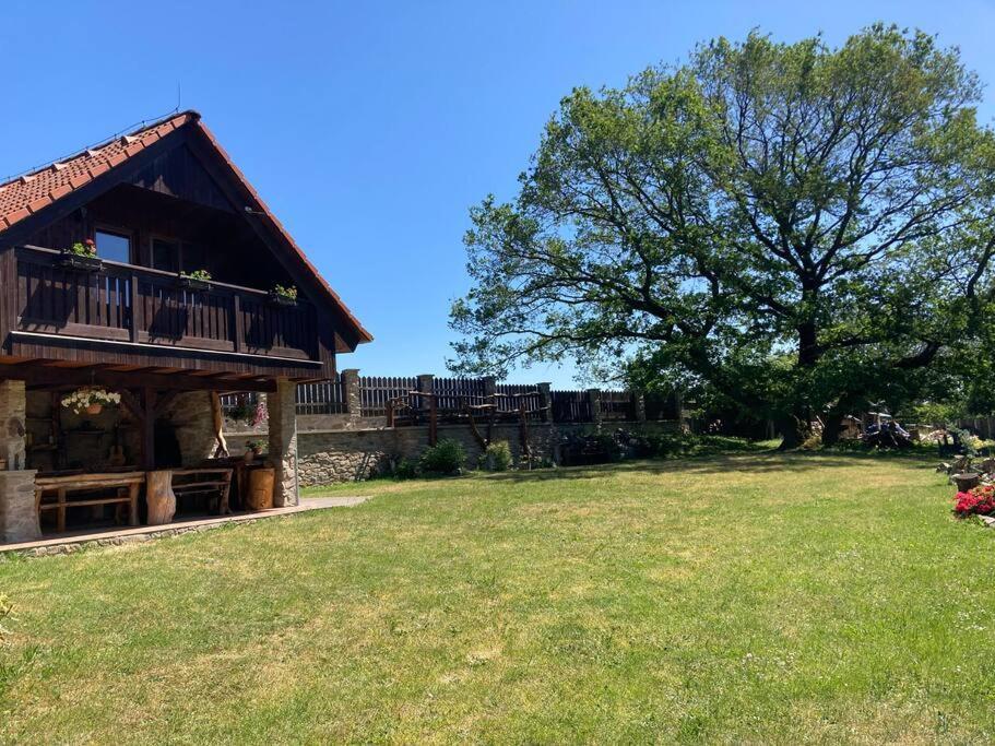 Вилла Stylovy Dum Chlumec Chlumec  Экстерьер фото